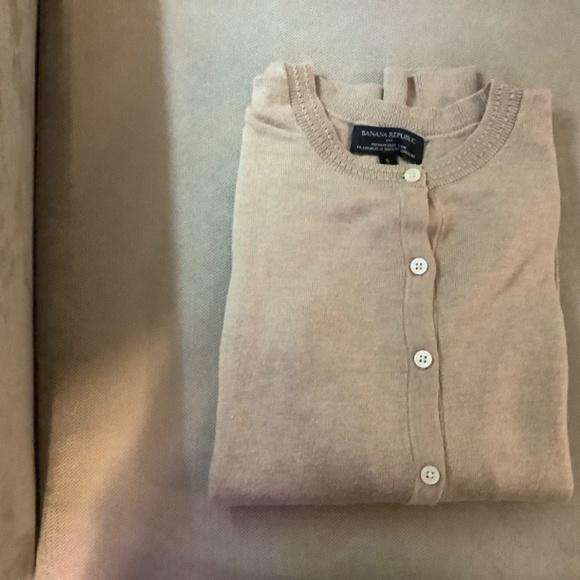 9 New Sweaters (BR, RW, The Loft, Gap) Priced separately in Descriptions - Picture 11 of 16